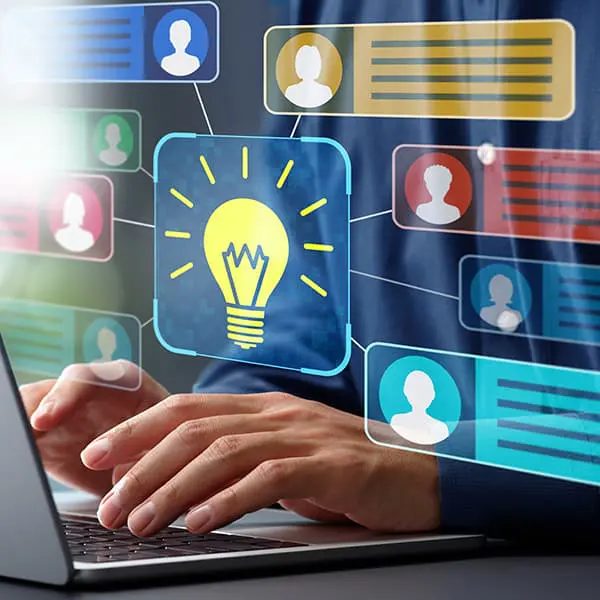 SlackやMetaLifeで仲間と交流